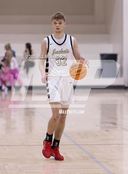 Thumbnail 2 in Oak Forest Academy vs. Jackson Prep photogallery.