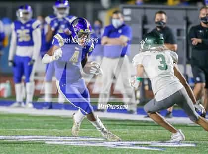 Thumbnail 2 in Bonita @ Charter Oak photogallery.