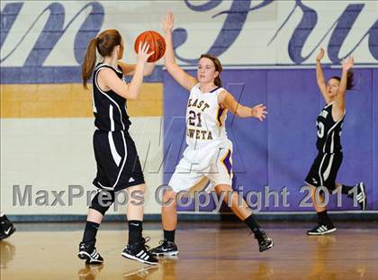Thumbnail 1 in McIntosh @ East Coweta photogallery.