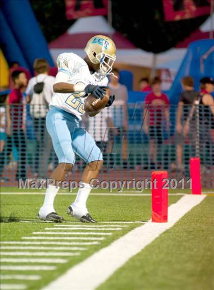 Thumbnail 3 in El Camino Real @ Harvard-Westlake  photogallery.