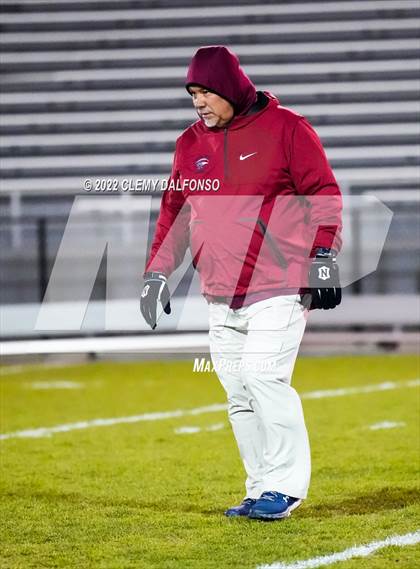 Thumbnail 3 in Longmont vs Dakota Ridge (CHSAA 4A 1st round) photogallery.