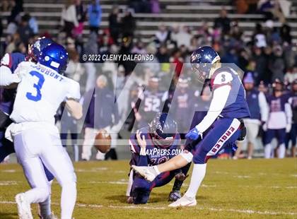 Thumbnail 3 in Longmont vs Dakota Ridge (CHSAA 4A 1st round) photogallery.