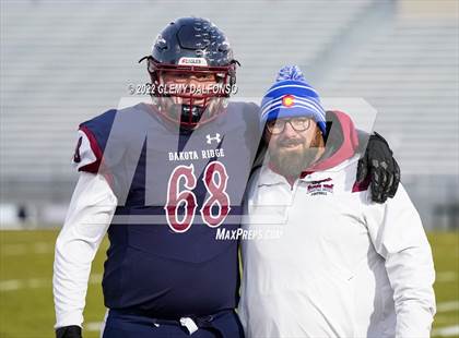 Thumbnail 3 in Longmont vs Dakota Ridge (CHSAA 4A 1st round) photogallery.