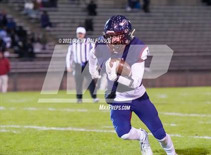 Thumbnail 2 in Longmont vs Dakota Ridge (CHSAA 4A 1st round) photogallery.