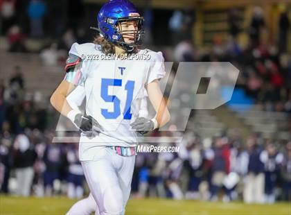 Thumbnail 2 in Longmont vs Dakota Ridge (CHSAA 4A 1st round) photogallery.