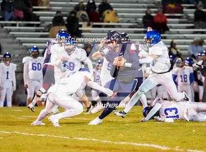 Thumbnail 1 in Longmont vs Dakota Ridge (CHSAA 4A 1st round) photogallery.