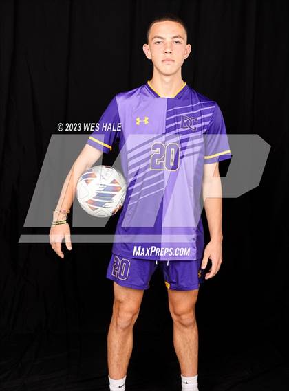 Thumbnail 3 in DeSoto Central (Individual Seniors) photogallery.