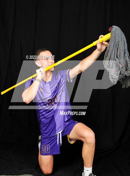 Thumbnail 1 in DeSoto Central (Individual Seniors) photogallery.