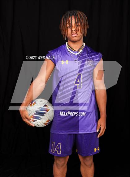Thumbnail 2 in DeSoto Central (Individual Seniors) photogallery.