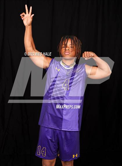 Thumbnail 1 in DeSoto Central (Individual Seniors) photogallery.