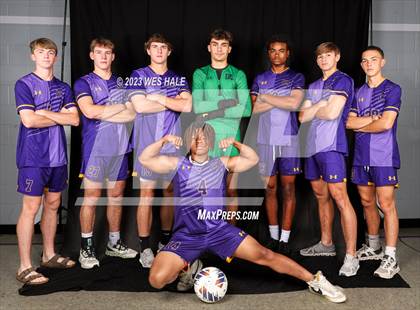Thumbnail 2 in DeSoto Central (Individual Seniors) photogallery.
