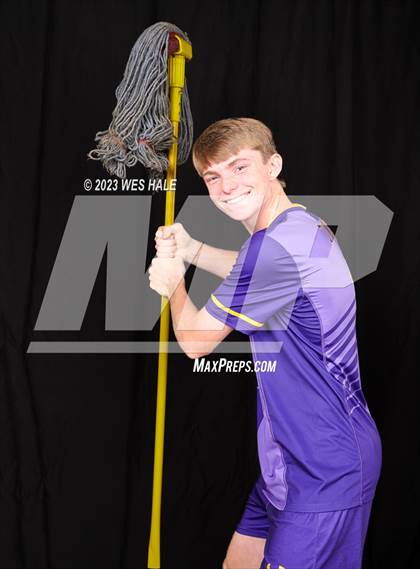Thumbnail 1 in DeSoto Central (Individual Seniors) photogallery.