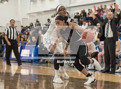 Thumbnail 3 in Rutgers Prep @ Gill St. Bernard's (Metro Holiday Classic) photogallery.