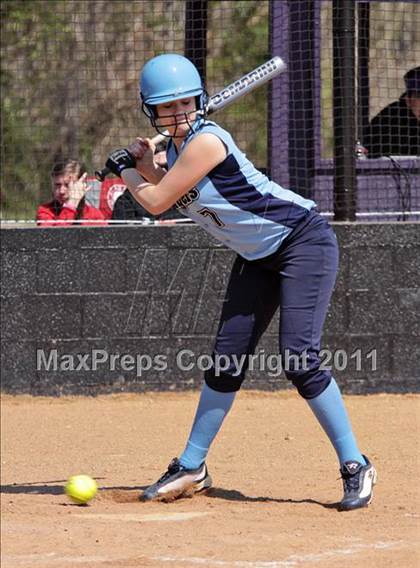 Thumbnail 1 in McMinn Central vs. Weaver photogallery.