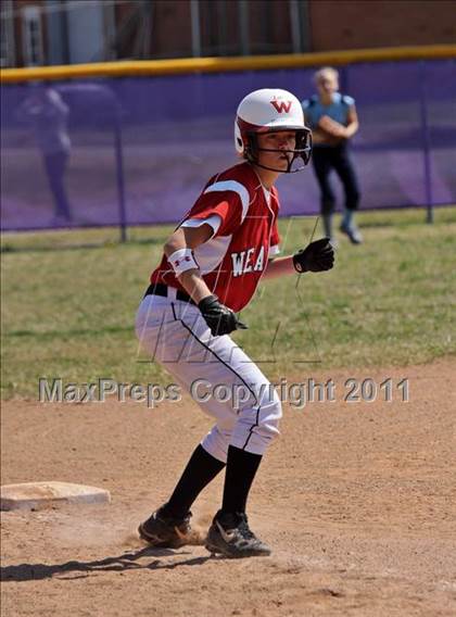 Thumbnail 1 in McMinn Central vs. Weaver photogallery.