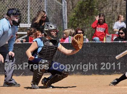 Thumbnail 3 in McMinn Central vs. Weaver photogallery.