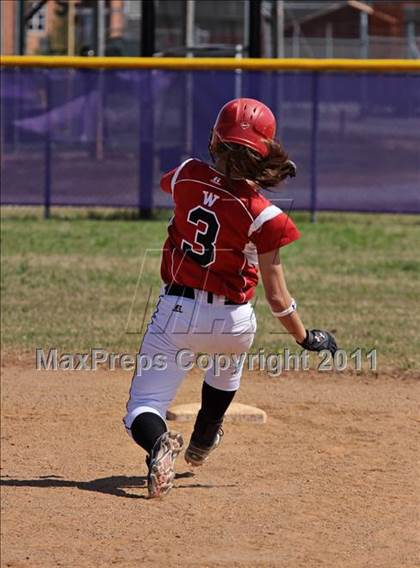 Thumbnail 1 in McMinn Central vs. Weaver photogallery.