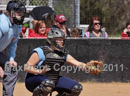 Thumbnail 1 in McMinn Central vs. Weaver photogallery.