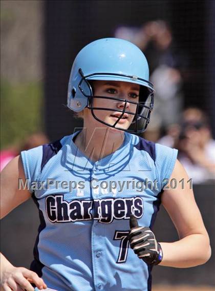 Thumbnail 1 in McMinn Central vs. Weaver photogallery.