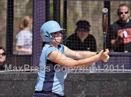 Thumbnail 2 in McMinn Central vs. Weaver photogallery.