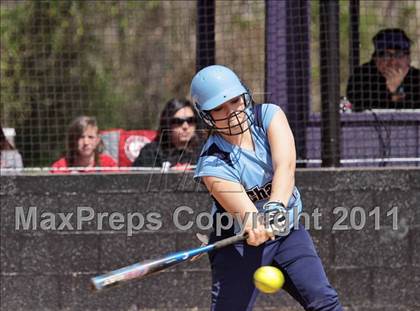 Thumbnail 1 in McMinn Central vs. Weaver photogallery.
