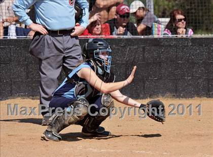 Thumbnail 3 in McMinn Central vs. Weaver photogallery.