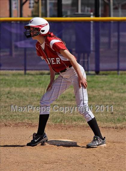 Thumbnail 3 in McMinn Central vs. Weaver photogallery.