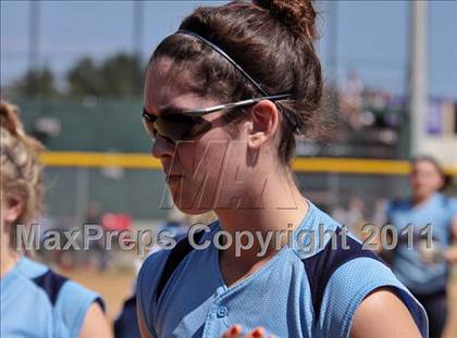 Thumbnail 1 in McMinn Central vs. Weaver photogallery.