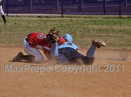 Thumbnail 1 in McMinn Central vs. Weaver photogallery.