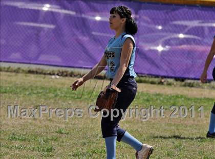 Thumbnail 3 in McMinn Central vs. Weaver photogallery.