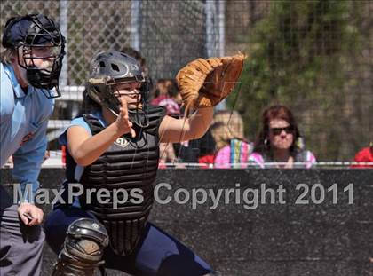 Thumbnail 1 in McMinn Central vs. Weaver photogallery.