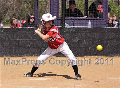 Thumbnail 3 in McMinn Central vs. Weaver photogallery.