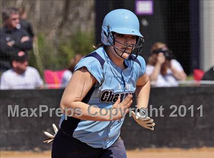 Thumbnail 3 in McMinn Central vs. Weaver photogallery.
