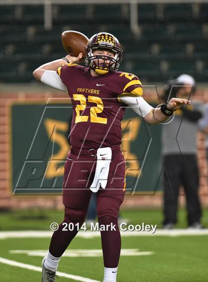 Thumbnail 2 in Mart vs. Bells (UIL 2A Area Playoff) photogallery.