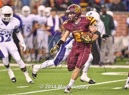Thumbnail 1 in Mart vs. Bells (UIL 2A Area Playoff) photogallery.