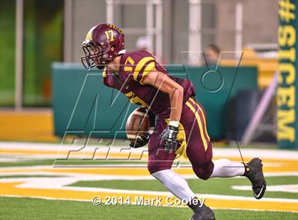 Thumbnail 2 in Mart vs. Bells (UIL 2A Area Playoff) photogallery.