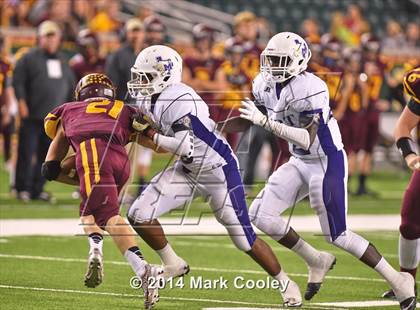 Thumbnail 2 in Mart vs. Bells (UIL 2A Area Playoff) photogallery.