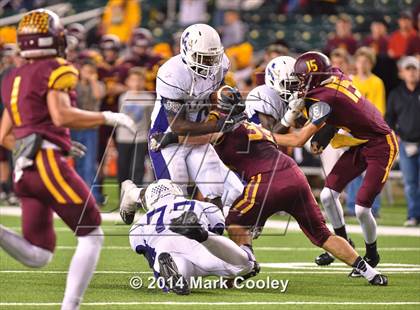 Thumbnail 2 in Mart vs. Bells (UIL 2A Area Playoff) photogallery.