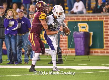 Thumbnail 3 in Mart vs. Bells (UIL 2A Area Playoff) photogallery.