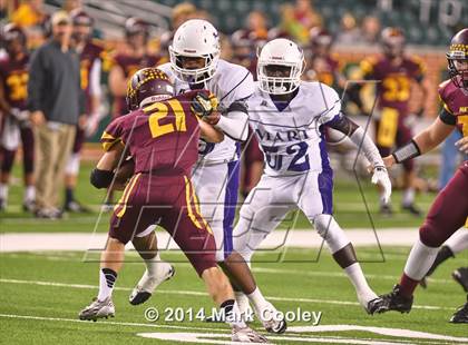 Thumbnail 2 in Mart vs. Bells (UIL 2A Area Playoff) photogallery.