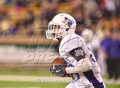 Thumbnail 2 in Mart vs. Bells (UIL 2A Area Playoff) photogallery.