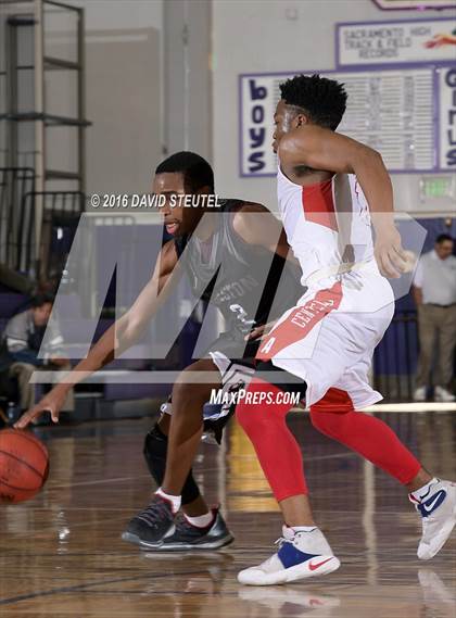 Thumbnail 1 in Weston Ranch vs. Centennial (St. Hope Elite Classic) photogallery.