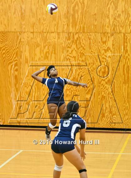 Thumbnail 1 in Haltom vs Nimitz (EMS-ISD Tournament) photogallery.