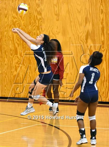 Thumbnail 1 in Haltom vs Nimitz (EMS-ISD Tournament) photogallery.