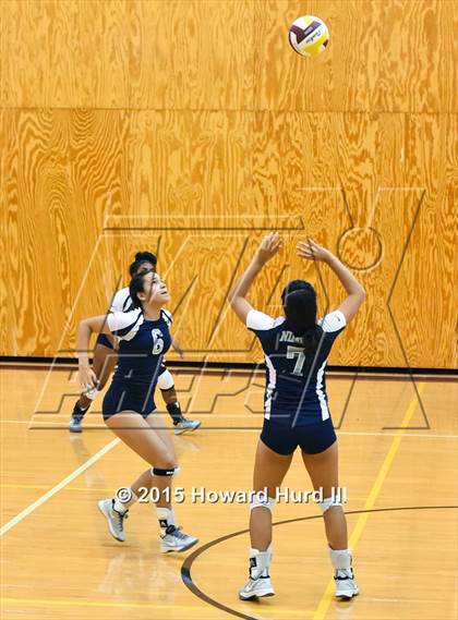Thumbnail 3 in Haltom vs Nimitz (EMS-ISD Tournament) photogallery.