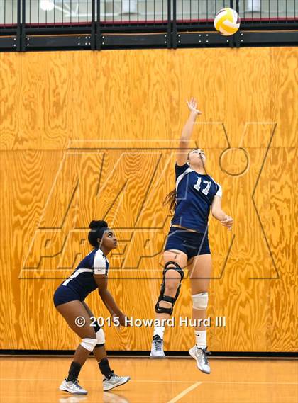 Thumbnail 3 in Haltom vs Nimitz (EMS-ISD Tournament) photogallery.