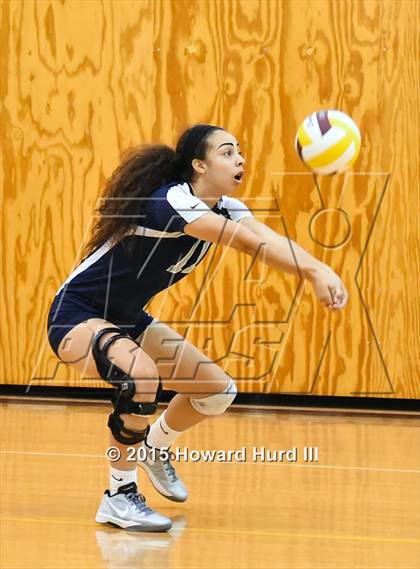 Thumbnail 1 in Haltom vs Nimitz (EMS-ISD Tournament) photogallery.