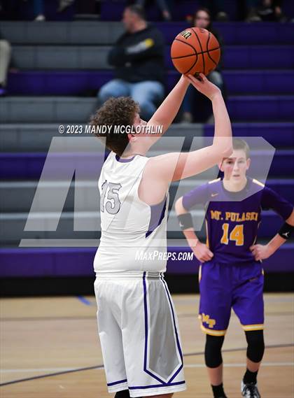 Thumbnail 3 in Mt. Pulaski @ Delavan photogallery.