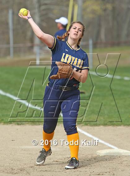 Thumbnail 1 in Ledyard @ Montville photogallery.