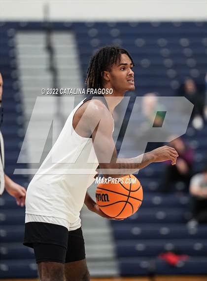 Thumbnail 2 in Red Bank Catholic vs. Jackson Memorial (WOBM Christmas Classic) photogallery.